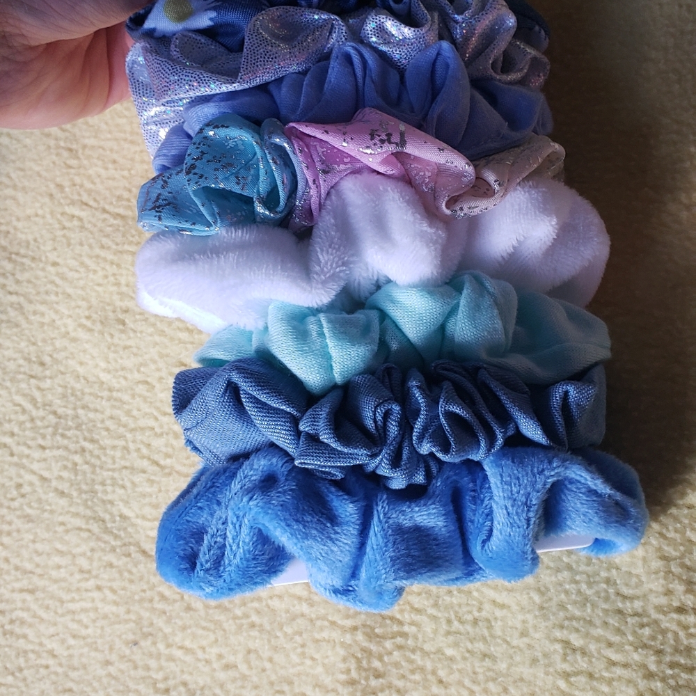 Scrunchie set - Picture 4 of 5